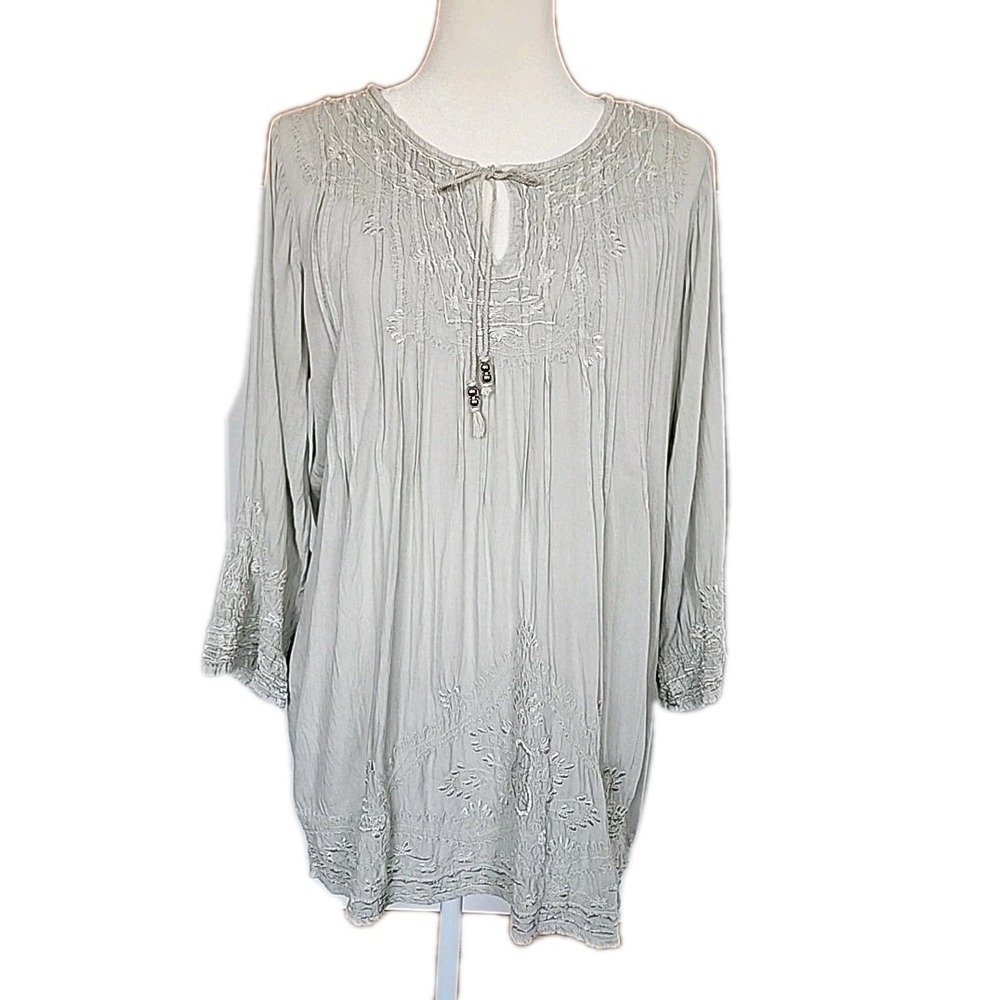 Solitaire Pintuck Embroidered Top Sz L Ivory Keyhole‎ Tunic Boho Peasant Casual - Picture 2 of 12